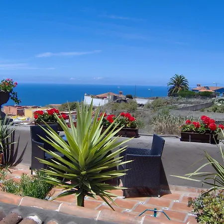 Rustic With Balcony And Sea View Apartamento